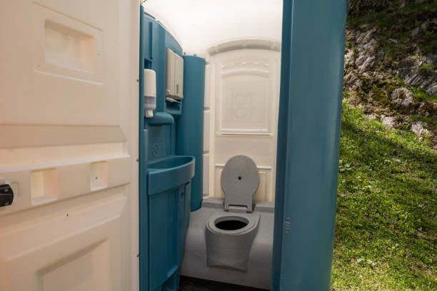 Porta potty rental for festivals in Clarence, IA