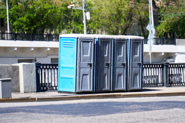 Best Sanitation services for porta potties  in Clarence, IA