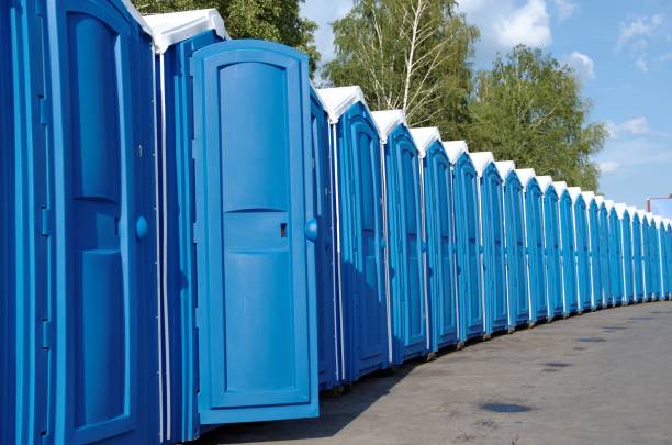 Best Affordable portable toilet rental  in Clarence, IA